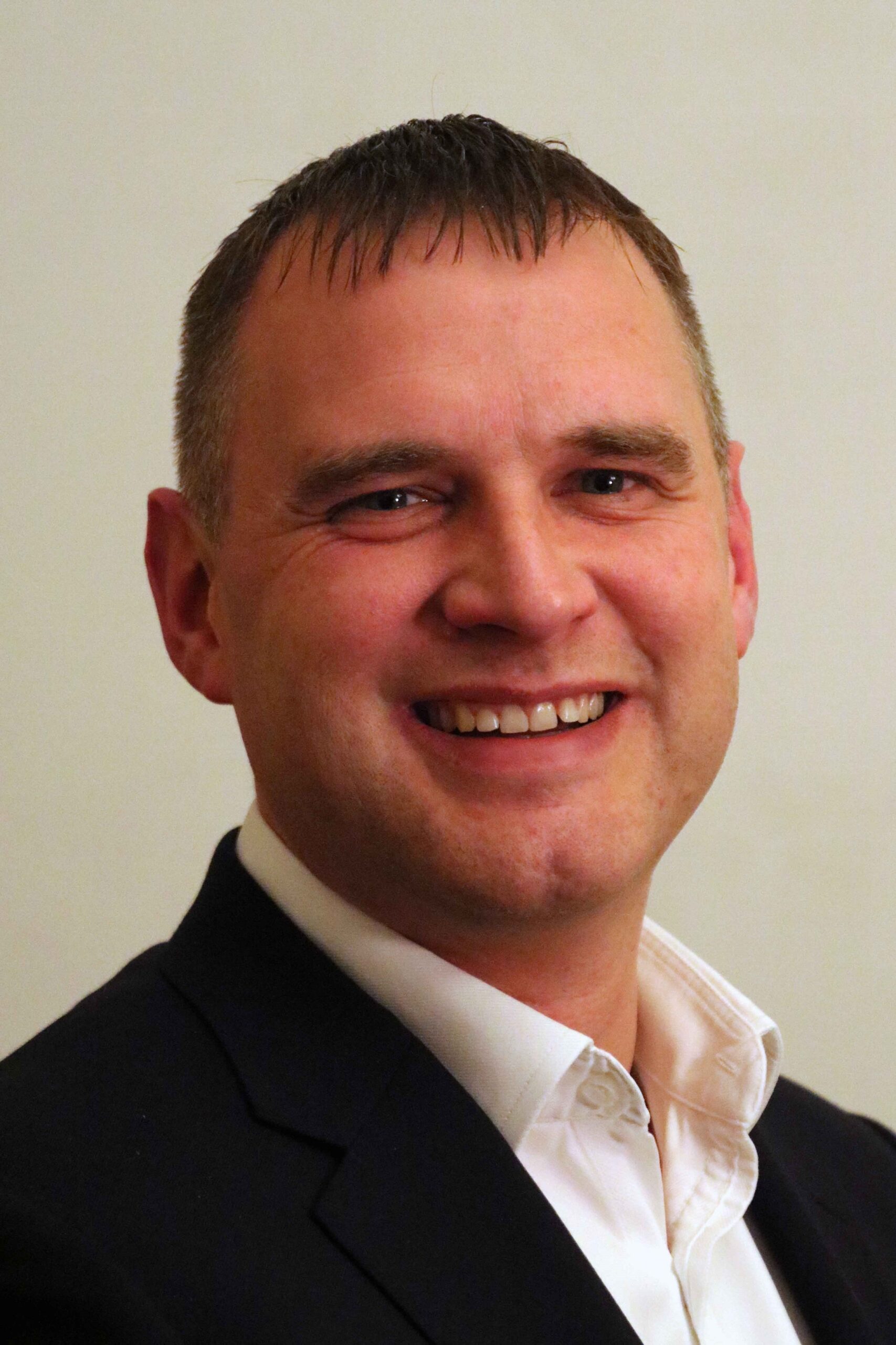 201911 - Darren Owen Profile A picture of Darren Owen